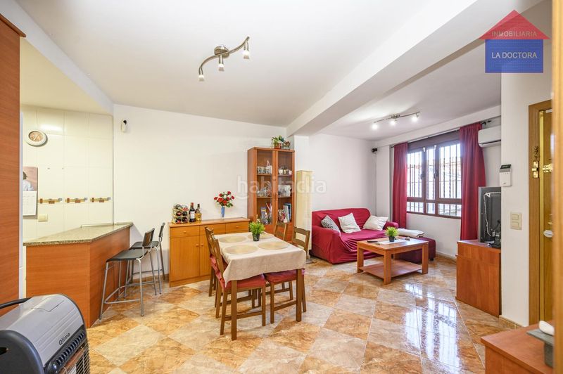 Foto 3d758fa2-1655-4650-be25-9e67d1cf7d09. Pis amb calefacció aparcament a Valmojado