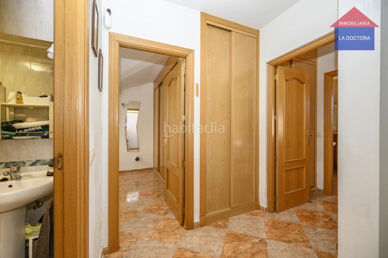 Foto d79ab422-dd11-4164-acc0-019f942e63ee. Pis amb calefacció aparcament a Valmojado