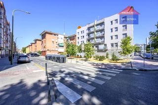 Pis  Calle valladolid. Piso céntrico y bien comunicado!!