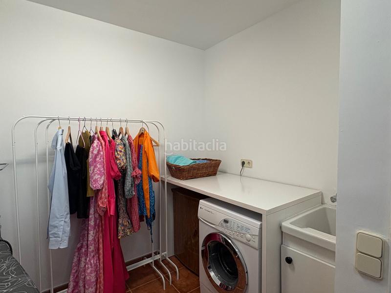 Foto 4855d660-38b5-4ade-8e10-2aedf9922e07. Casa pareada precio chalet parado en El Bosque Villaviciosa de Odón