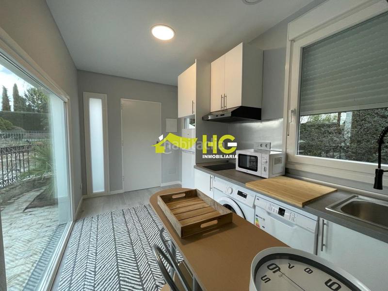 Foto dbe4aa31-fb7a-42eb-8578-31bf5f5ad847. Rent studio with heating pool in El Bosque Villaviciosa de Odón