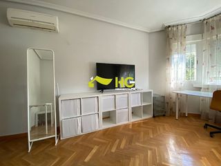 Lloguer Estudi a Centro. Estudio en alquiler en casco urbano, 1 dormitorio.