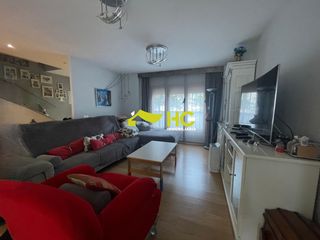 Rent Chalet in Brunete. Chalet en alquiler en brunete, 3 dormitorios.