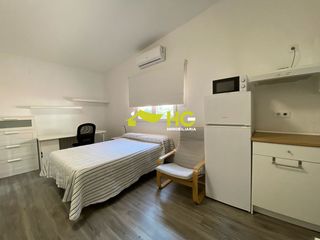 Lloguer Estudi a El Bosque. Estudio en alquiler en urbanización  el bosque, 1 dormitorio.
