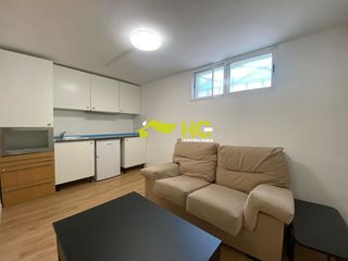 Affitto Monolocale in Centro. Estudio en alquiler en casco urbano, 1 dormitorio.