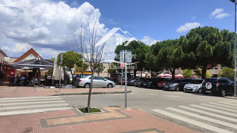 Foto c63f1a48-74b8-4714-aa03-50ca78110761. Local comercial a Centro Colmenar Viejo