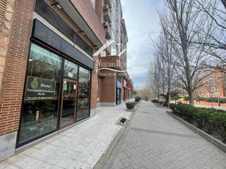 Local Comercial  Albufera. Venta de local comercial en avenida de la albufera, actualmente