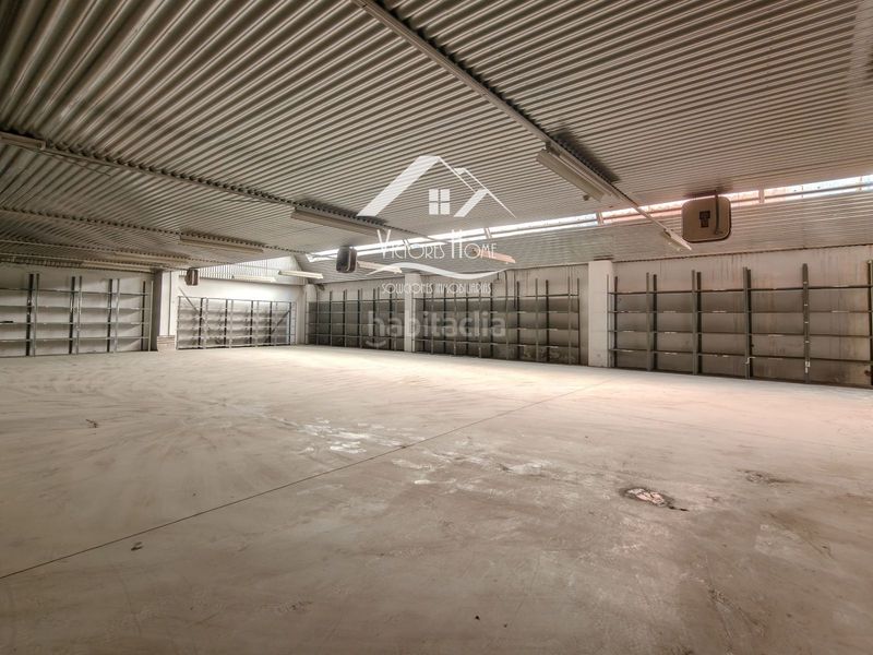 Foto 2d56d825-d7d0-477b-b93f-4eb87cc9d588. Location bâtiment à usage industriel avec chauffage dans Madrid