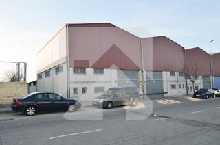 Nave industrial en Altos del Olivar-El Caracol. 2 naves unidas con gran altura