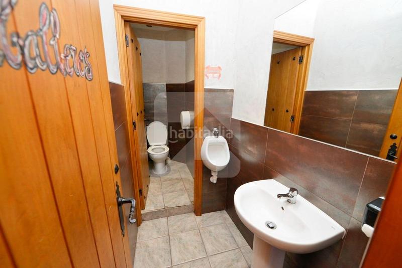 Foto 7005295e-ad96-46f9-be7b-cb0f0df229a8. Local comercial  con barrestaurante en Valdemoro