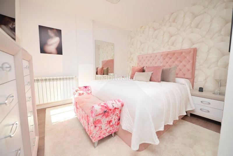 Foto b81f17ea-ba4d-4e9c-886e-f212a080a289. Casa a schiera con riscaldamento parcheggio piscina in Valdemoro