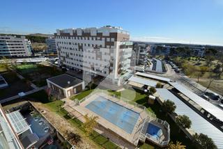 Location Appartement  Calle felipe iii. Piso de 3 dormitorios y 2 baños, con garaje y urbanizacion con p