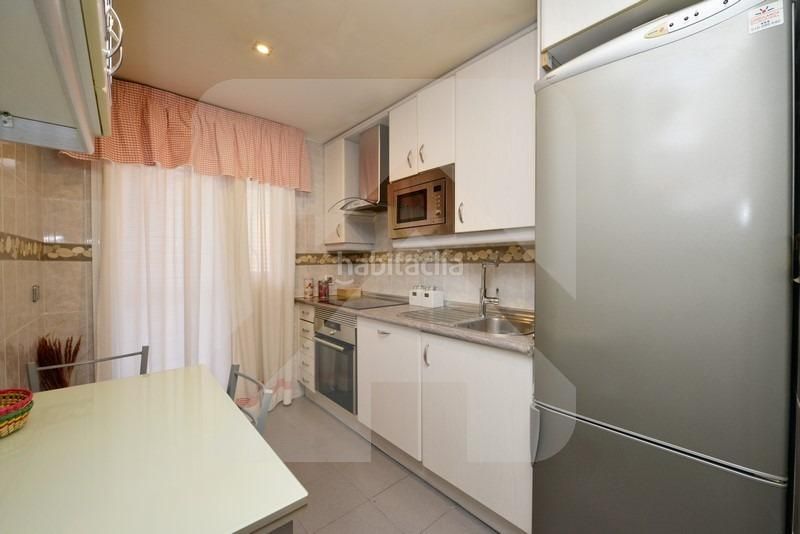 Foto 4b108087-420b-45d0-8072-31fb25b34878. Àtic amb calefacció aparcament a Centro Valdemoro