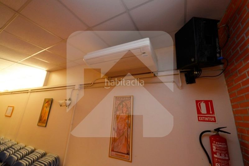 Foto 042b7ac6-88e4-4b18-8759-21ee2048b695. Miete geschäftsraum in calle candelas-lb 28 in Fabero