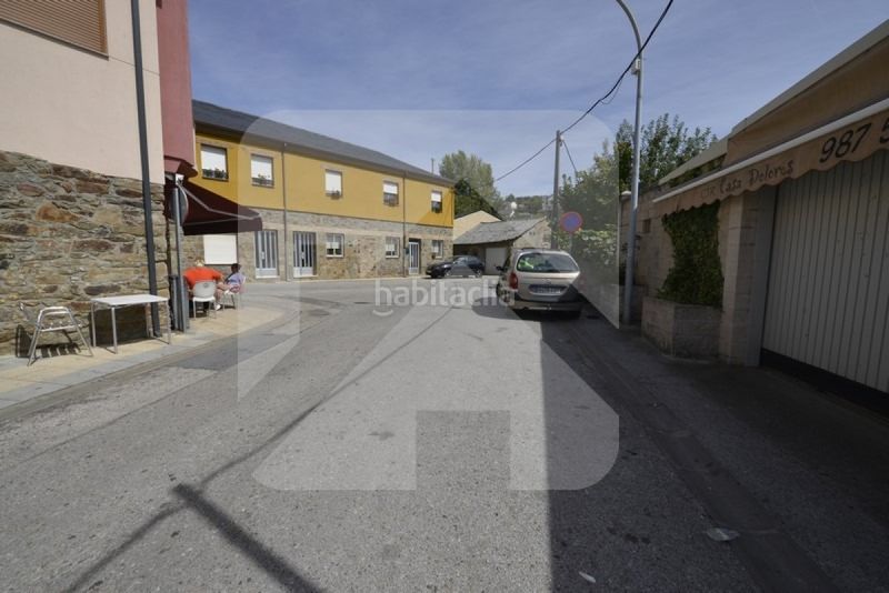 Foto b3b76bcf-9896-4eec-b573-6710f892cac2. Miete geschäftsraum in calle candelas-lb 28 in Fabero