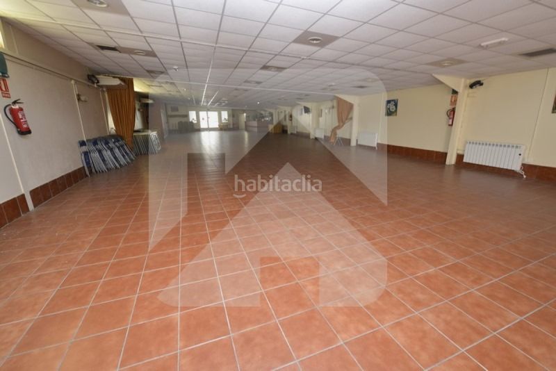 Foto cb4dd4d9-8f94-49d0-b867-6f5cbf685503. Miete geschäftsraum in calle candelas-lb 28 in Fabero