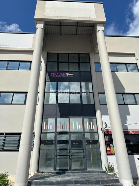 Foto 5871513b-a28d-46aa-87d2-3644aa541b3c. Rent office space with parking in Virgen del Rosario Torrejón de Ardoz