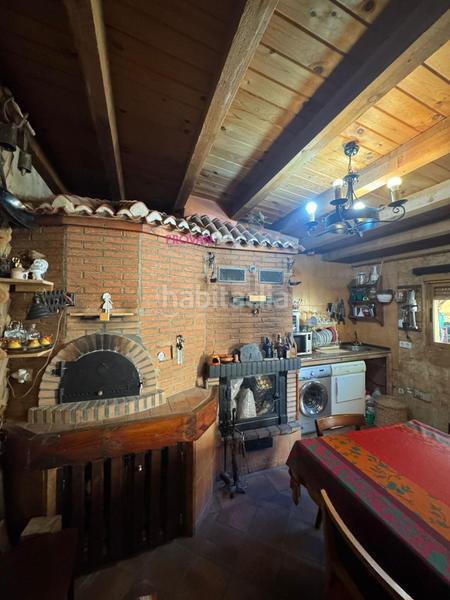 Foto 5860a337-1f9d-45f0-b5b7-aca468c064ab. Casa amb calefacció a Virgen del Rosario Torrejón de Ardoz