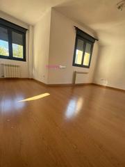 Appartement à Santos de la Humosa (Los). 2 dormitorios con garaje y trastero en los santos de la humosa!!