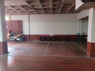 Autoparkplatz in El Palmeral - San Antón. Dos plazas de garaje  en elche altabix