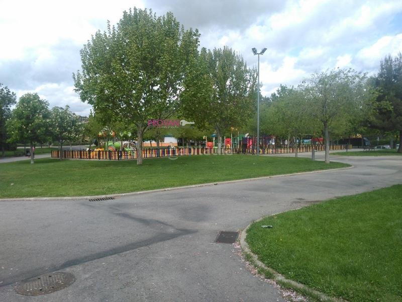 Foto aee08937-1e3b-49f7-9440-bd15a98cf4da. Pis amb calefacció a Juncal Torrejón de Ardoz