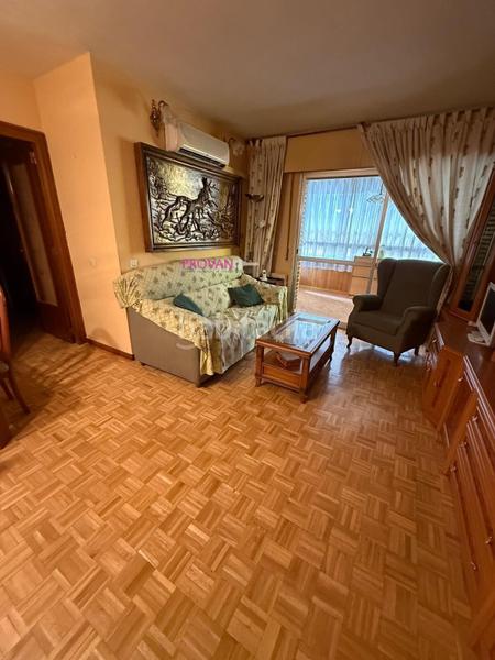 Foto b8d6eef9-5a92-420a-9323-722525cdd80f. Piso oportunidad en Veredillas, 3 dormitorios con 2 baños y terraza!!!!! en Torrejón de Ardoz