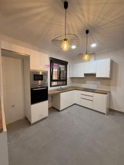 Erdgeschoss en Juncal. Vivienda a estrenar con 2 dormitorios y 2 ba�os . zona juncal