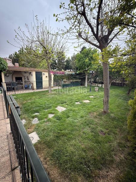 Foto 07b79d51-e087-46e2-931c-57df5b9c3048. Casa aparellada amb calefacció aparcament piscina a Loeches