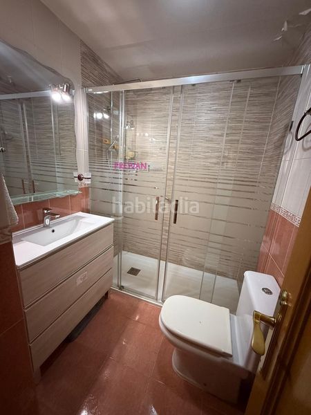 Foto 1259a2c5-119a-4c82-8b2e-4eb85c0a95ac. Casa aparellada amb calefacció aparcament piscina a Loeches