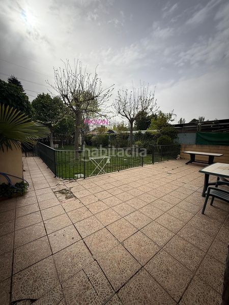 Foto 1ee53aa8-accf-4715-a817-80600f850f2f. Casa aparellada amb calefacció aparcament piscina a Loeches