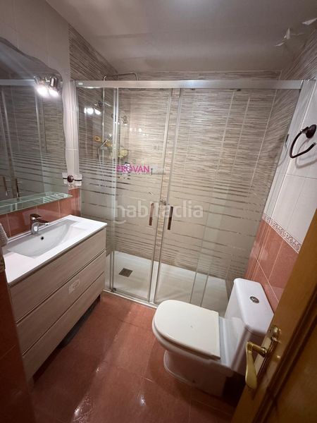Foto 5249c82a-609a-4bd1-95a3-5ffdf0654e00. Casa aparellada amb calefacció aparcament piscina a Loeches
