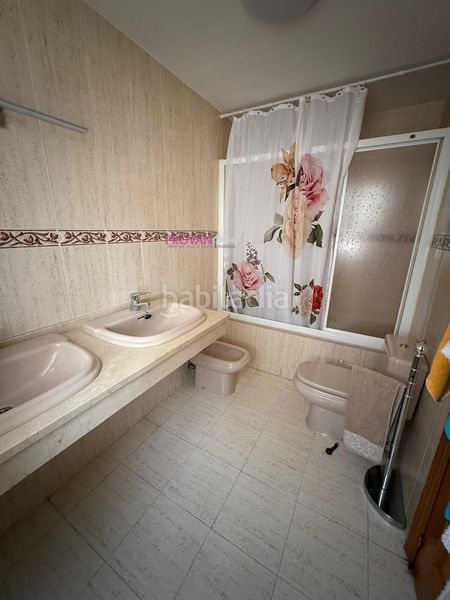 Foto 92cfc050-b0d6-49c1-a84a-b5268731cd29. Casa aparellada amb calefacció aparcament piscina a Loeches