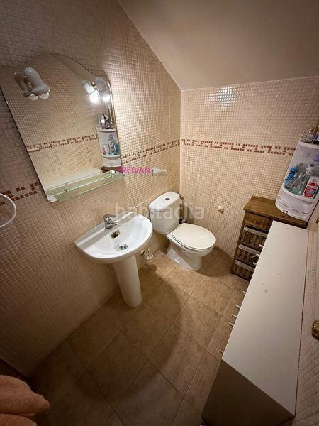 Foto d81bc087-2e0f-4fa4-9249-f518136ce167. Casa aparellada amb calefacció aparcament piscina a Loeches
