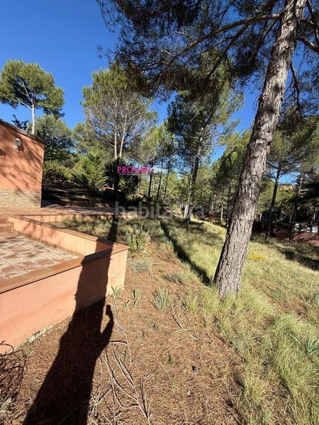 Foto 1608a79c-9a8d-4a02-bc40-c71e085af9eb. Casa acogedora y exclusiva casa urbanizacion valdenaya en Trillo