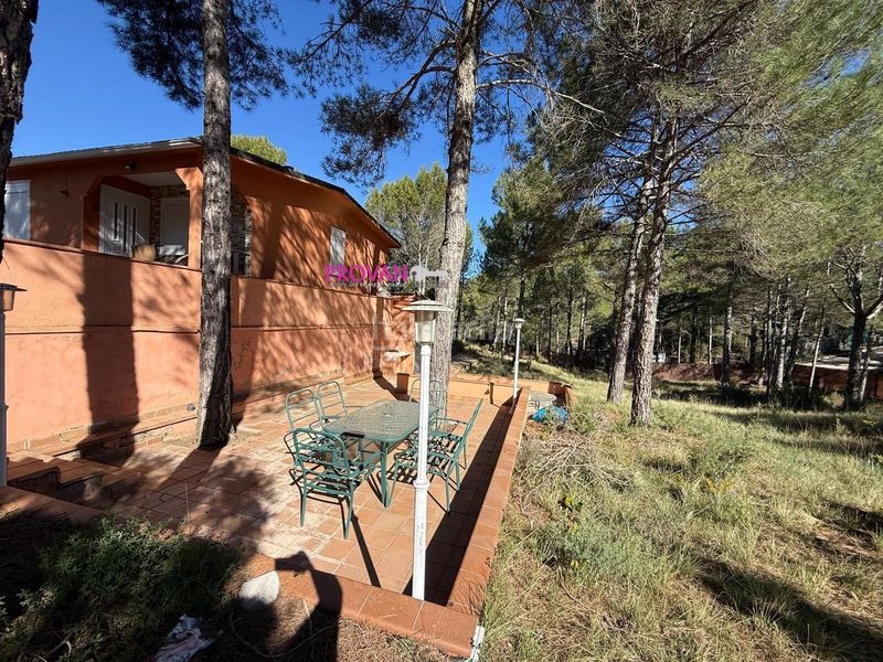 Foto 4e292a88-4f79-4dac-a940-6385d59d5bb4. Casa acogedora y exclusiva casa urbanizacion valdenaya en Trillo