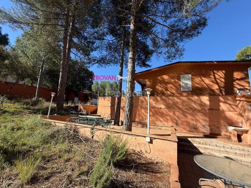 Foto 577ae94e-96d3-4fd9-9260-58385ab6b98e. Casa acogedora y exclusiva casa urbanizacion valdenaya en Trillo