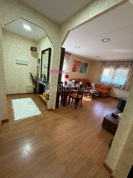 Foto 7a93dbc8-0b51-450e-8e90-1faeb57a90fc. Casa acogedora y exclusiva casa urbanizacion valdenaya en Trillo