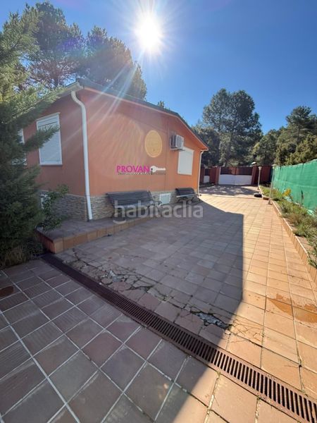 Foto 8f14f2c9-2fa2-401a-a243-2bf73ed54edc. Casa acogedora y exclusiva casa urbanizacion valdenaya en Trillo