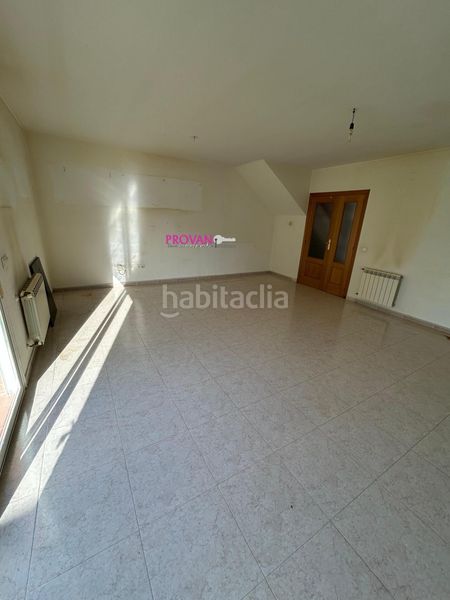 Foto 1df71a04-d528-4b0e-b69a-0e29aaa8621d. Casa amb aparcament a Galápagos