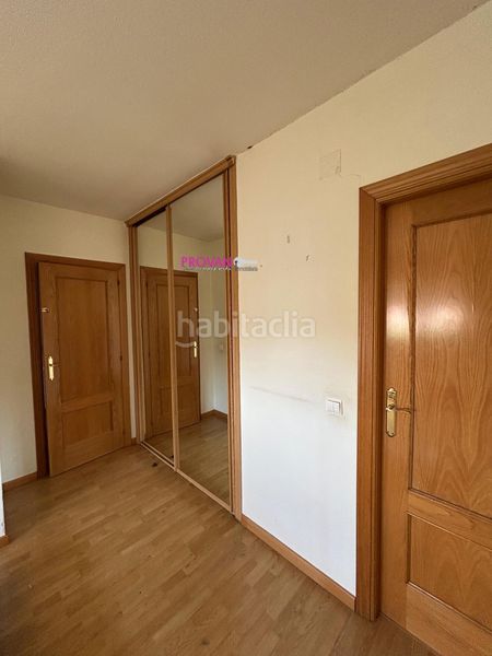 Foto 5371d3fc-b1ea-4500-b69e-fdf93297ab97. Casa amb aparcament a Galápagos