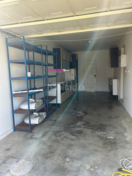 Foto a6a8fbc5-04f2-4b0f-8d0c-976e7d35ff5a. Casa amb aparcament a Galápagos