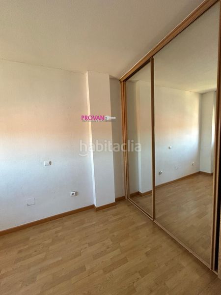 Foto f18de48e-7dcd-40e8-b906-290a8eba1460. Casa amb aparcament a Galápagos