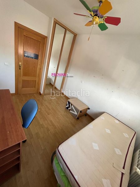 Foto fc219f74-32b8-438f-91e8-95c5a67fc25e. Casa amb aparcament a Galápagos