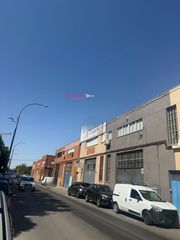 Capannone industriale in Parque Cataluña. Nave industrial de 602 m2  en torrejon de ardoz
