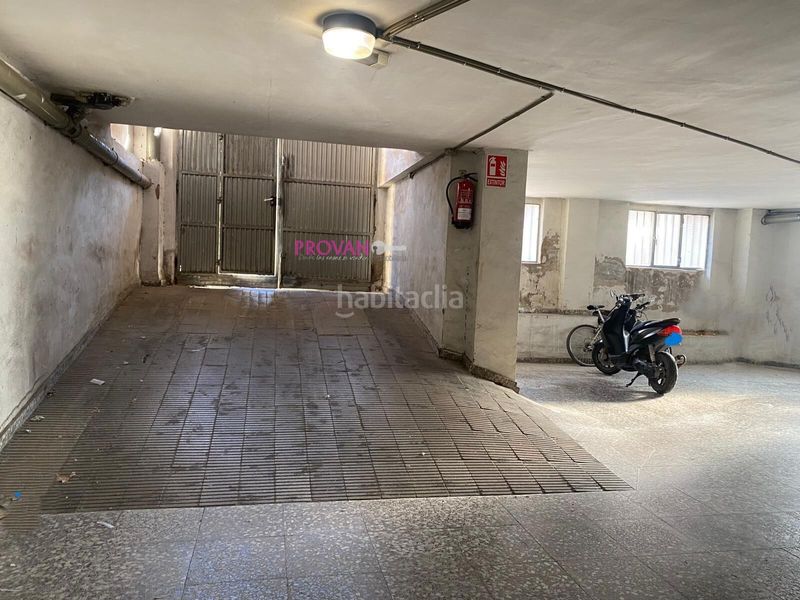 Foto 9fd813aa-b9b6-4134-b047-ef3b0e93891f. Aparcament cotxe a Petrer