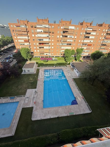 Foto 7ce1a956-7fbd-4b10-b7bf-fcb7b6ceb7a1. Pis amb calefacció piscina a Veredillas Torrejón de Ardoz