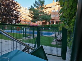 Affitto Appartamento in Fresnos I y II. En zona los fresnos piso en alquiler  3 dormitorios 2 baños ,pla