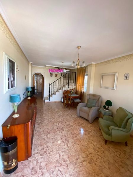 Foto 82d76c00-6b15-47c0-ad5e-33296b9f129a. Casa amb aparcament piscina a Villamartín-Las Filipinas Orihuela