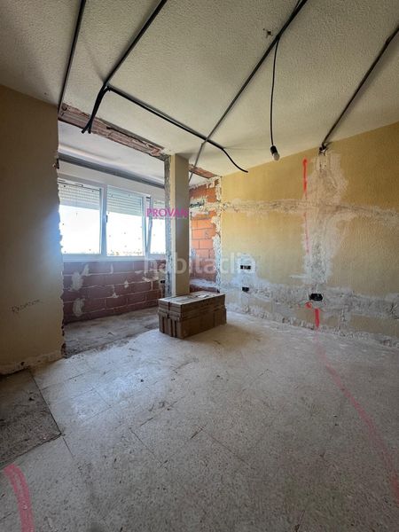 Foto b7a4ac34-36e1-4a1a-804c-8a27a4722932. Piso muy amplio!! con 3 dormitorios, dos baños y cocina integrada! en Torrejón de Ardoz