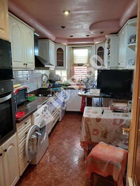 Foto 30863d67-bd4f-4a14-a8ab-99175dbd11b5. Pis a Colonia Madrid Benidorm